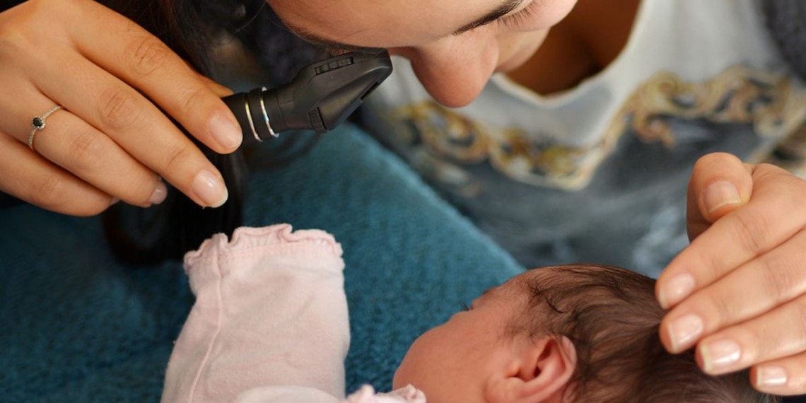 ‘समयअघिनै जन्मिएका शिशुको २८ दिनभित्र आँखाको परीक्षण अनिवार्य गर्नुपर्छ’