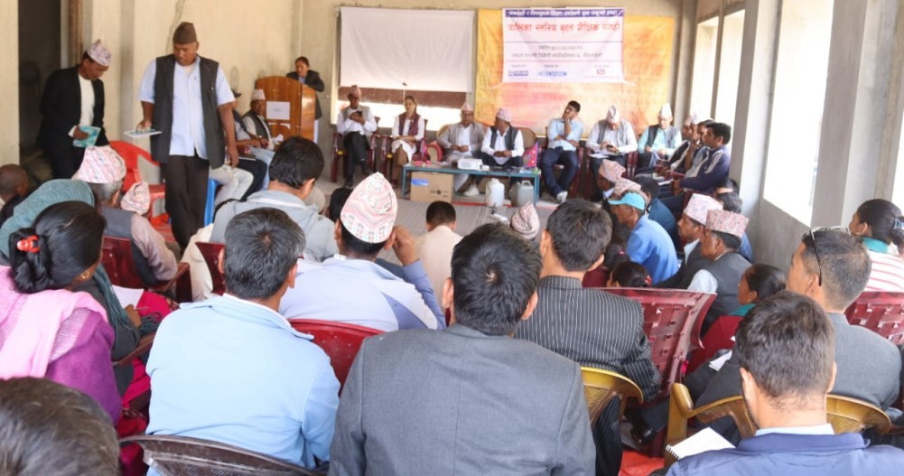 सान्नीत्रिवेणीका शिक्षक–कर्मचारीले गरे छोराछोरी सरकारी विद्यालयमै पढाउने प्रतिबद्धता
