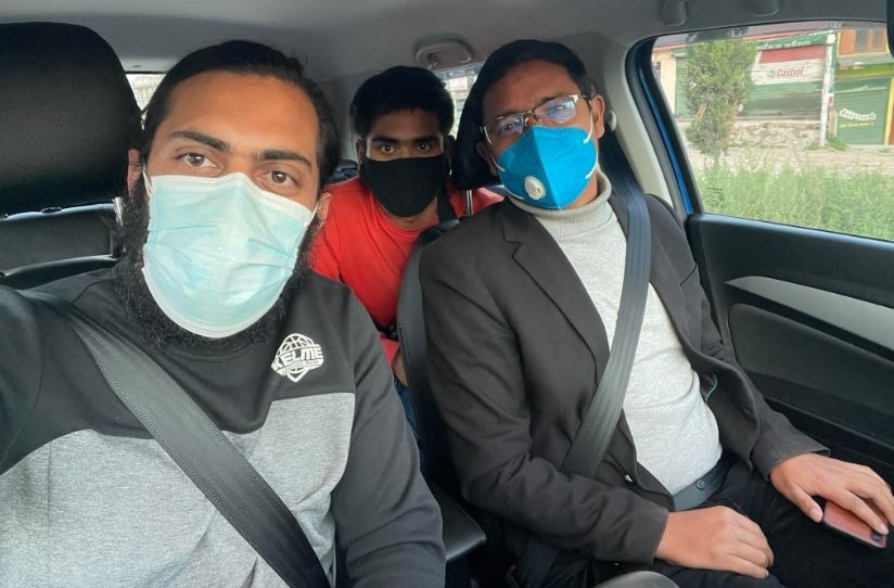 उपचारपछि डोल्पा फर्किए युवा लेखक बोहरा