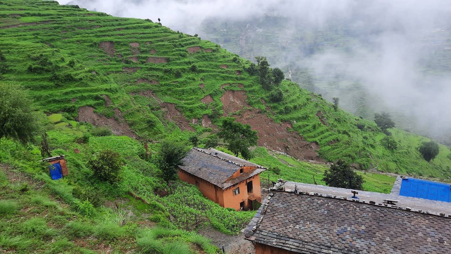 पहिरोले बाली बगायो, घर बगाउने चिन्ता