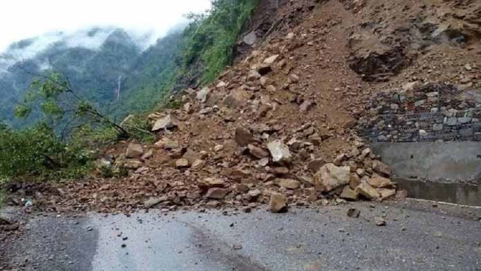 हेटौँडा–काठमाडौँ सडक पुनः अवरुद्ध