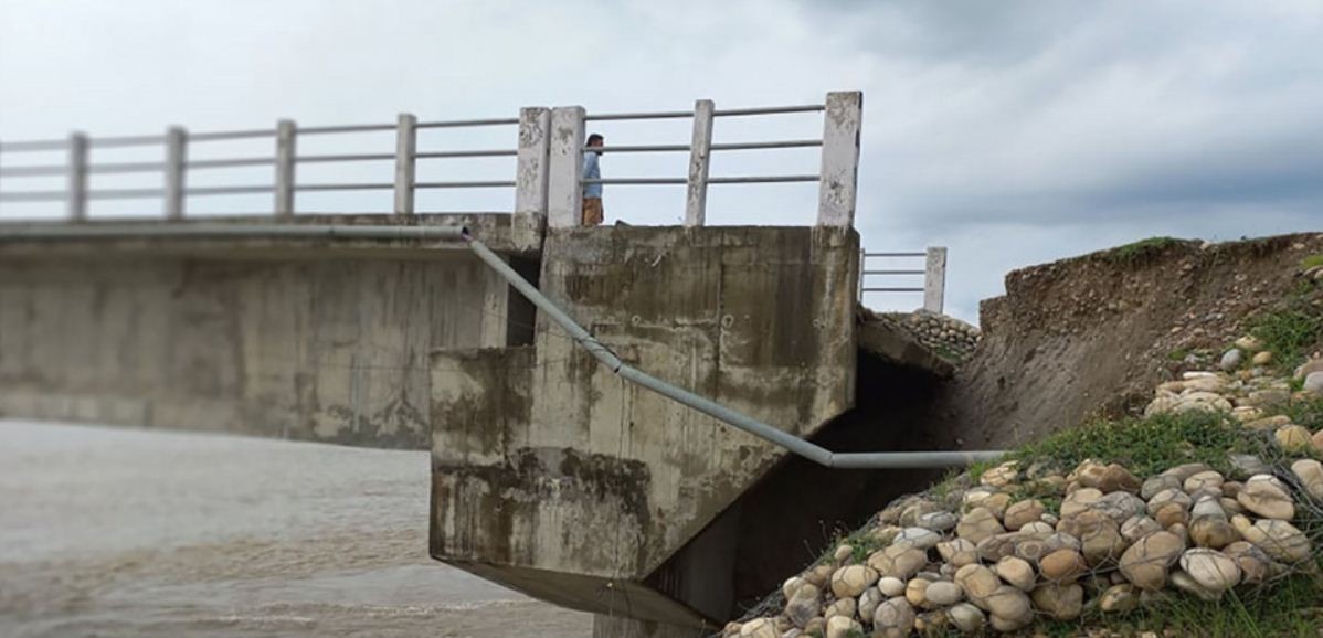 भासियो टीकापुर र राजापुर जोड्ने सत्ती पुल