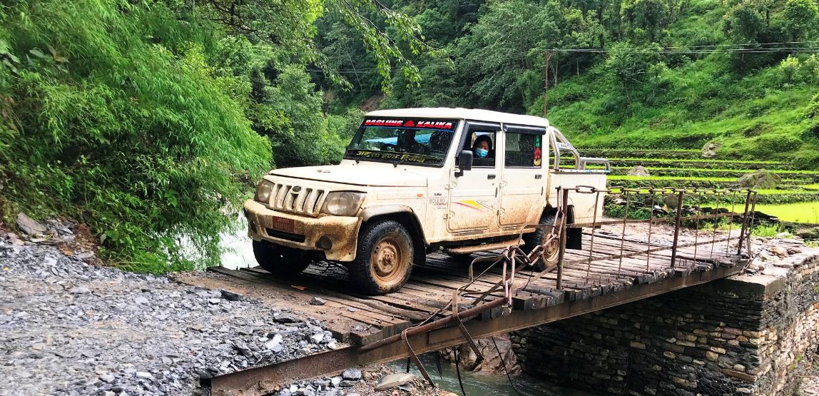 जोखिमपूर्ण यात्रा