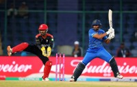 टी-२० विश्वकप क्रिकेट : यूएईले क्यानाडालाई ५ विकेटले हरायो