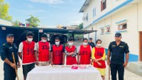 भारतबाट सुनचाँदी चोरी गरेर नेपाल आएका कालिकोटका ६ जना होटलबाट पक्राउ