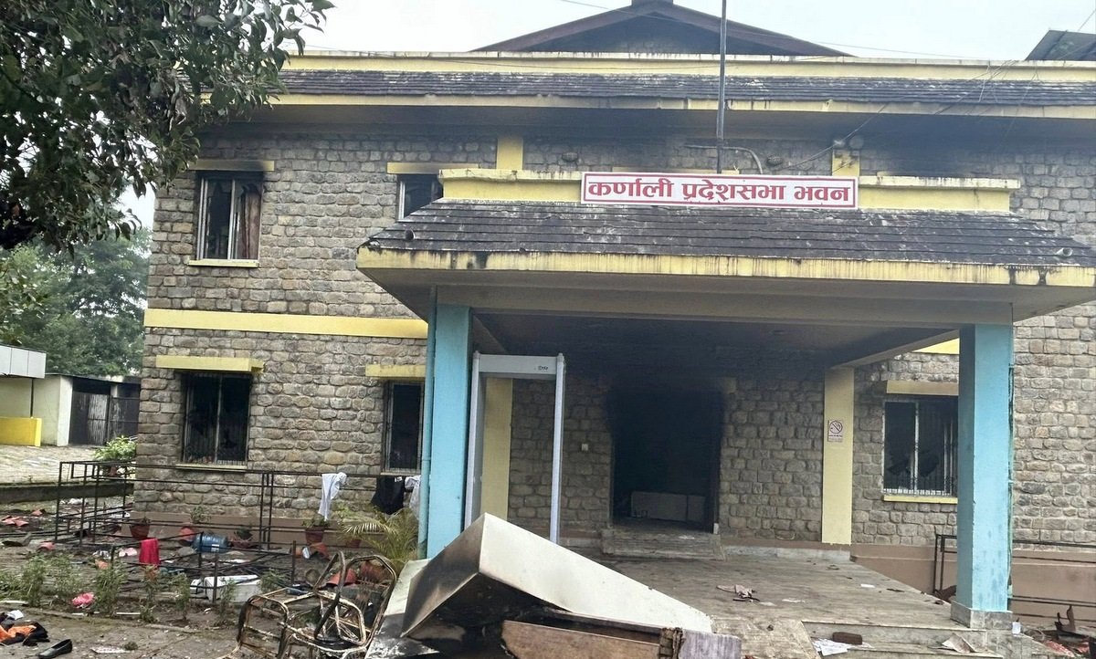 कर्णाली प्रदेश सभा जलेर ध्वस्त