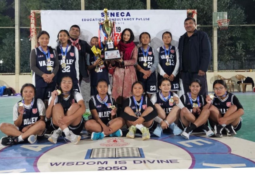 यु–१९ गल्र्स बास्केटबल लिग उपाधि विजेता भ्याली पब्लिक टोली