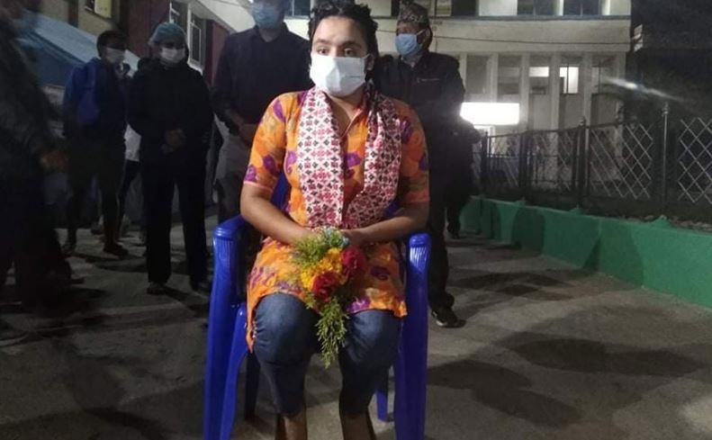 पाँचौ संक्रमित बाग्लुङकी युवती पनि घर फर्किन !