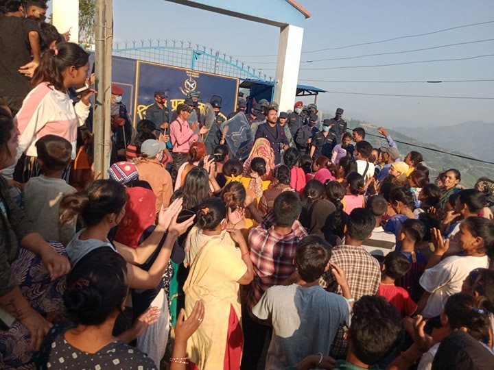 हत्यारालाई फासीको माग गर्दै जाजरकोटमा प्रदर्शन