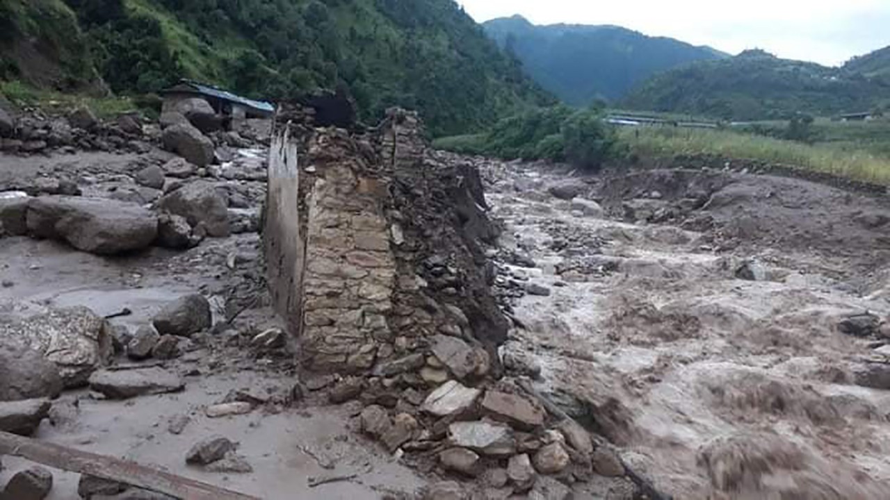 उज्यालो हुन नपाउँदै शोकमा डुब्यो ढोरपाटन