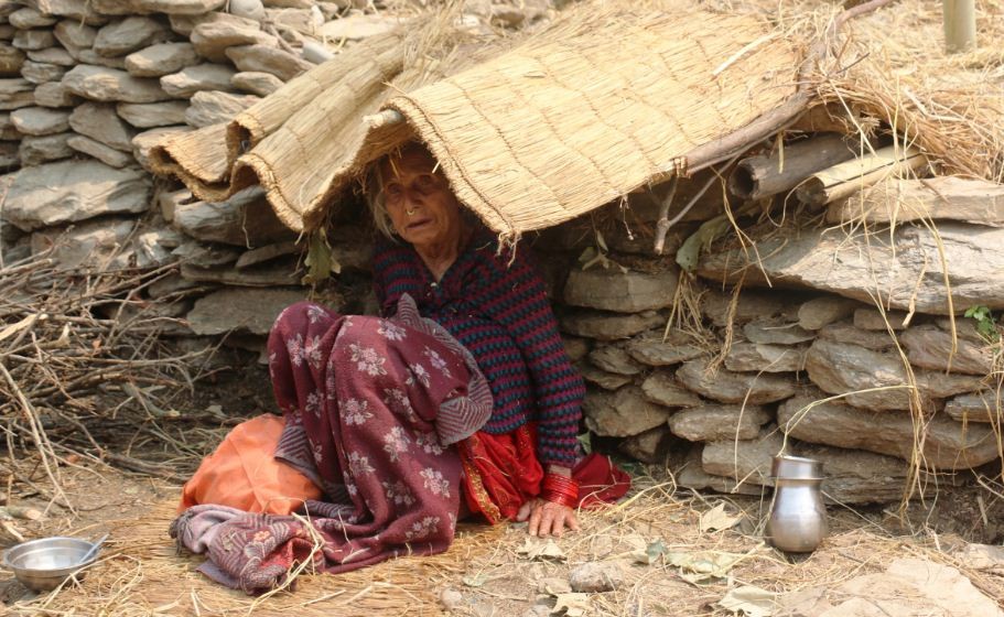 उपचार नपाउँदा कष्टकर जीवन बिताउँदै ज्येष्ठ नागरिक द्रौपदी
