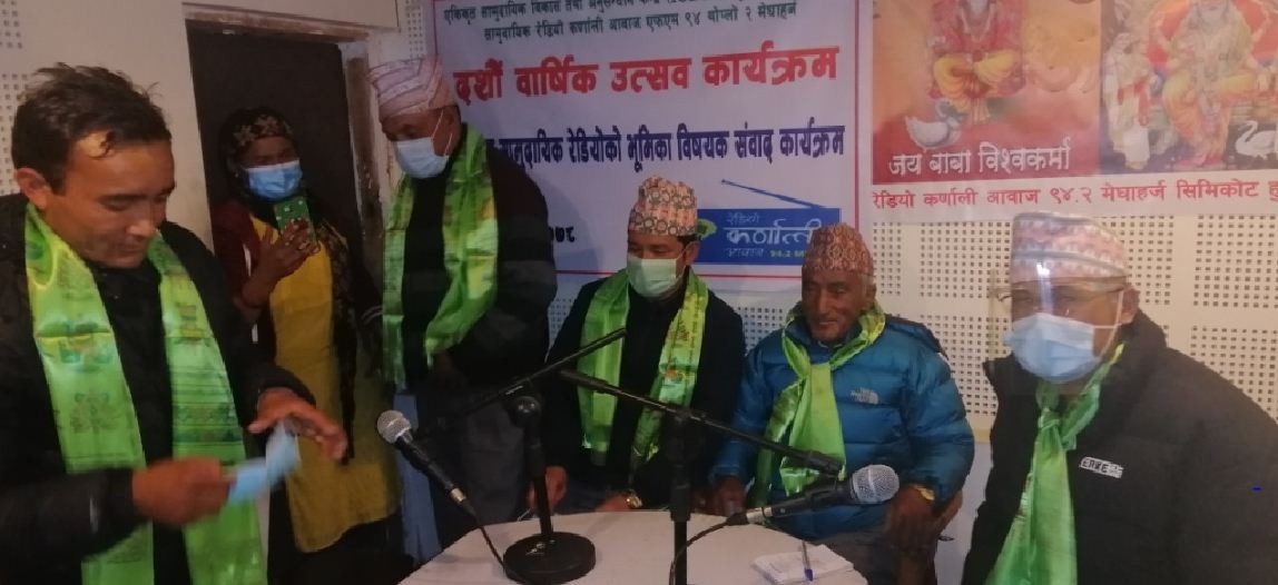 दुर्गमको बलियो सञ्चार माध्यम रेडियो