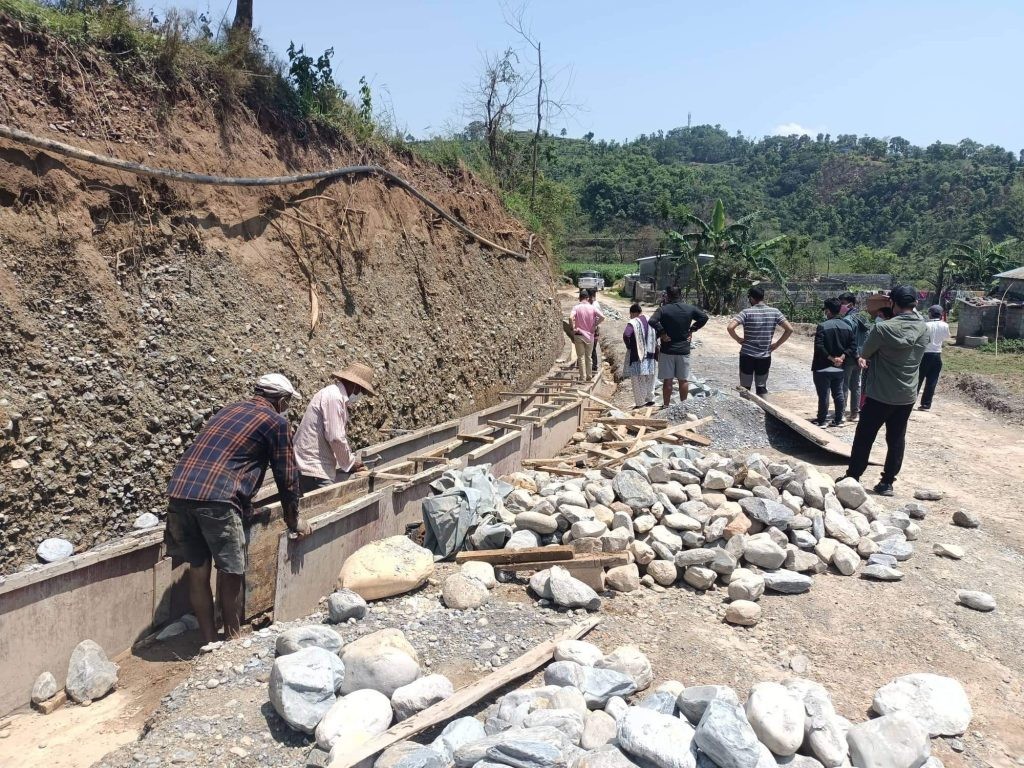 बस्ती जोगाउन पक्कीनाला निर्माण