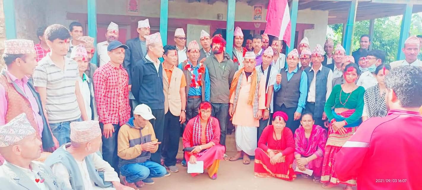 दुल्लु दशको वडा सभापतिमा पुरी 