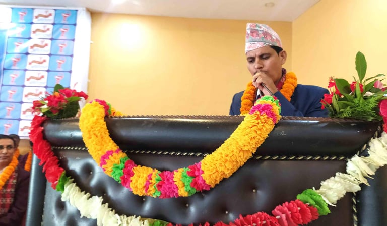 औषधि व्यवसायी संघ कर्णालीको अध्यक्षमा भण्डारी