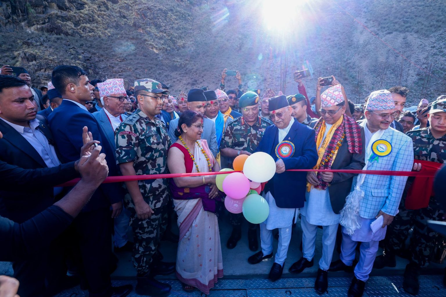 कर्णाली करिडोरलाई चीन र भारतसँगको व्यापारिक मार्गका रुपमा अघि बढाइनेः प्रधानमन्त्री ओली