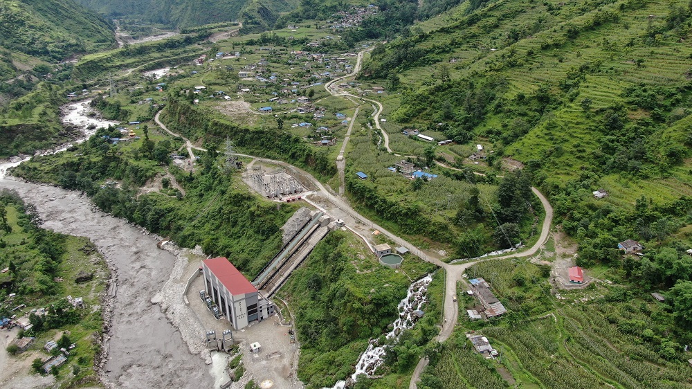 जलविद्युतले बदलिएको गाउँ
