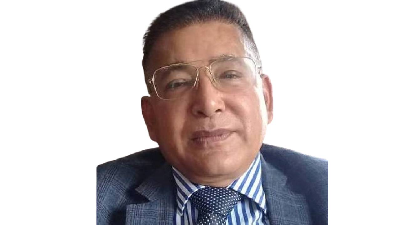 कर्णाली विकास बैंकका तत्कालिनअध्यक्ष राय पक्राउ