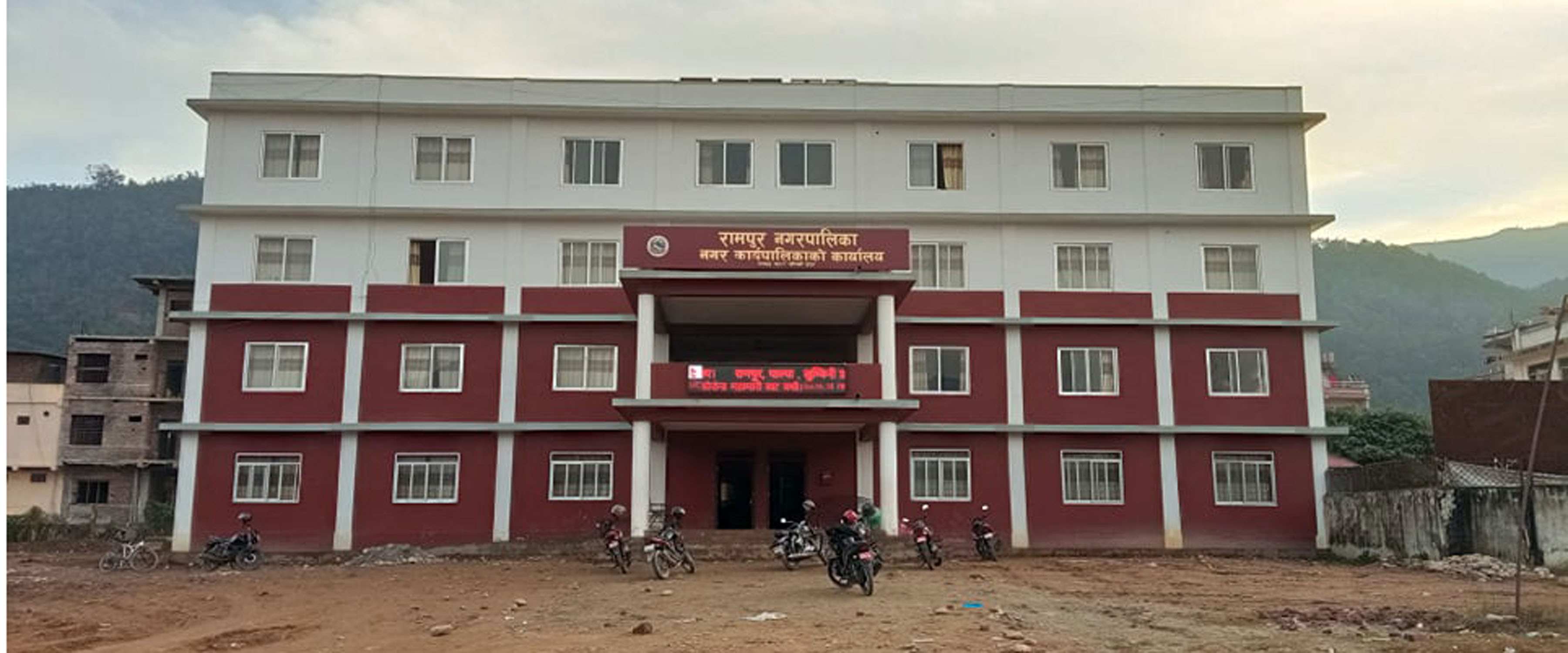 चन्द्रागिरि नगरपालिकाले अब आफ्नै भवनमा सेवा सुचारु गर्ने