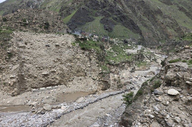 छलगार्ड खोलाले विद्युत् नहर र घट्ट बगायो