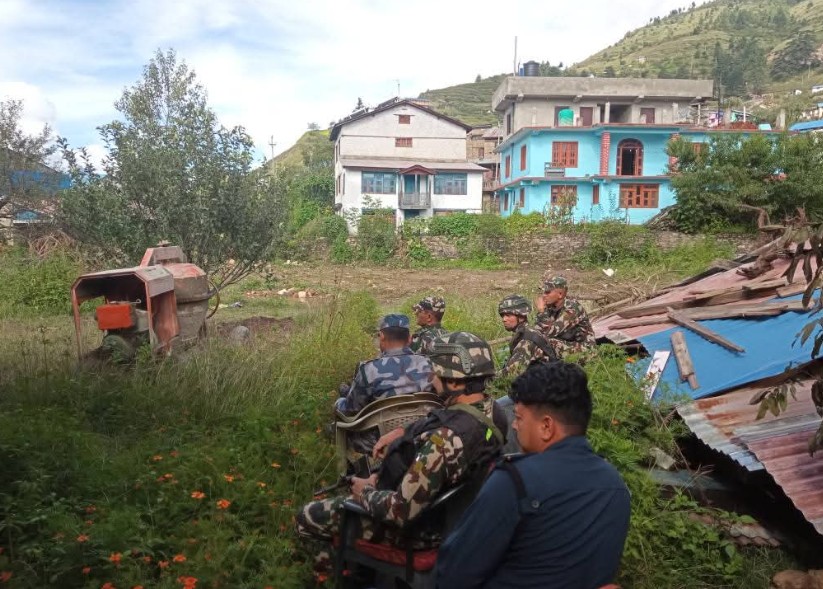 जुम्ला समन्वय समिति परिसरमा भेटिएको सकेट बम सेनाले निस्क्रिय पार्‍यो