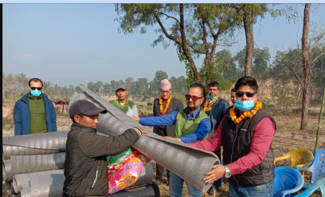 ‘काउ म्याट’ वितरण