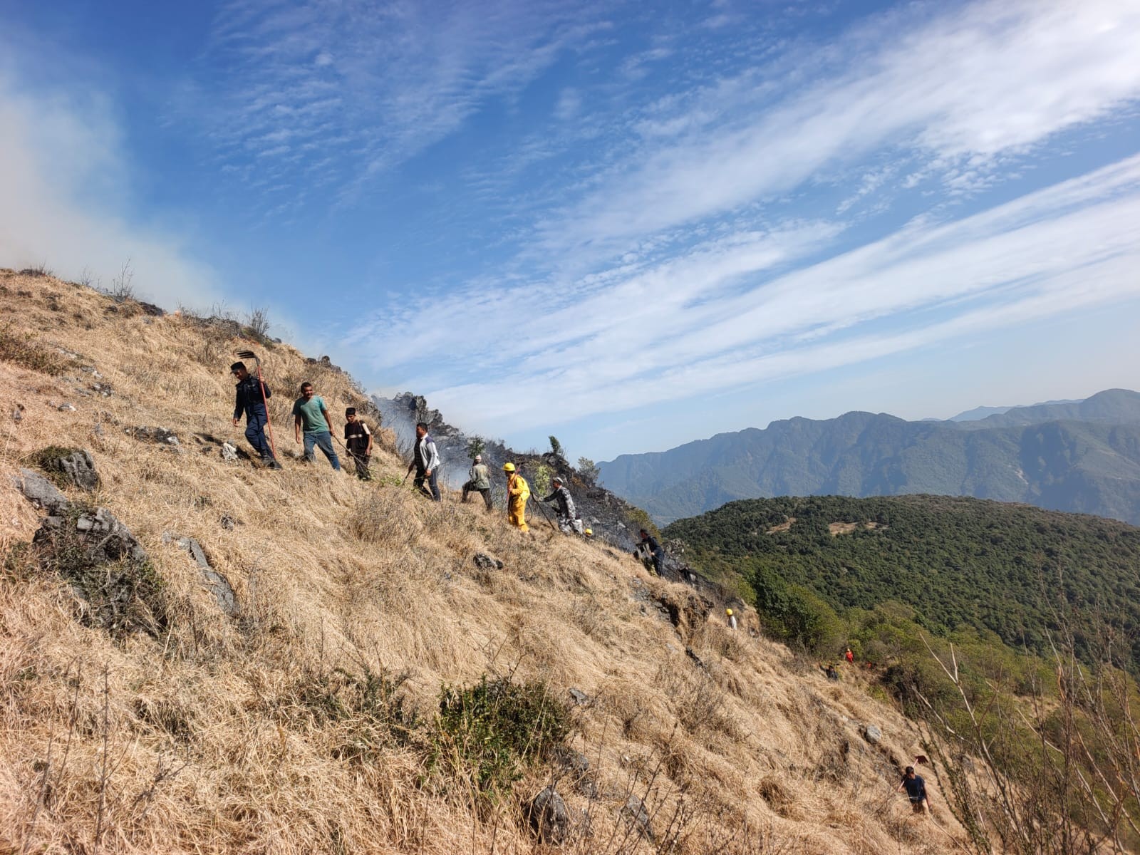 रुकुम पश्चिमको मुसिकोटमा भीषण वन डढेलो
