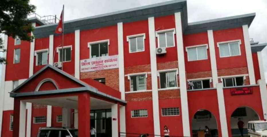 अत्यावश्यक बाहेकका सेवा रोक्ने ललितपुर जिल्ला प्रशासनको निर्णय