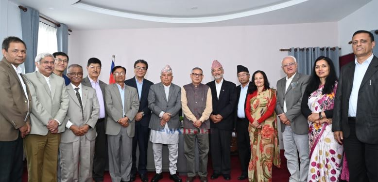 राष्ट्रपति पौडेलसमक्ष प्रतिवेदन पेश