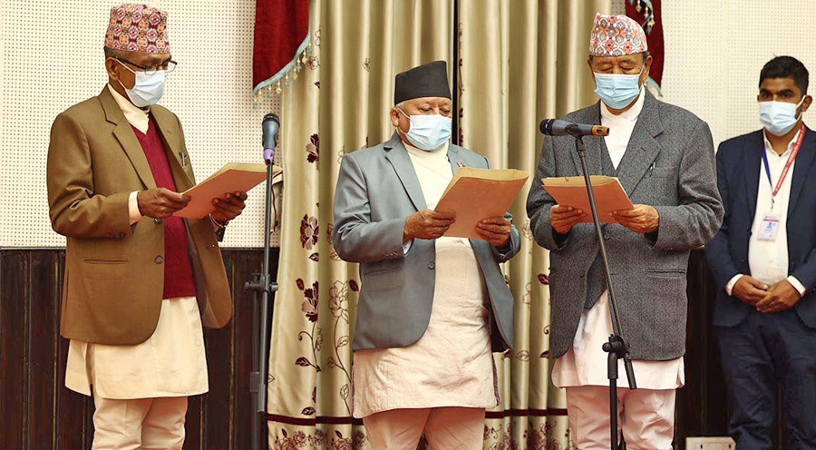 कर्णालीका नयाँ प्रदेश प्रमुखले लिए शपथ