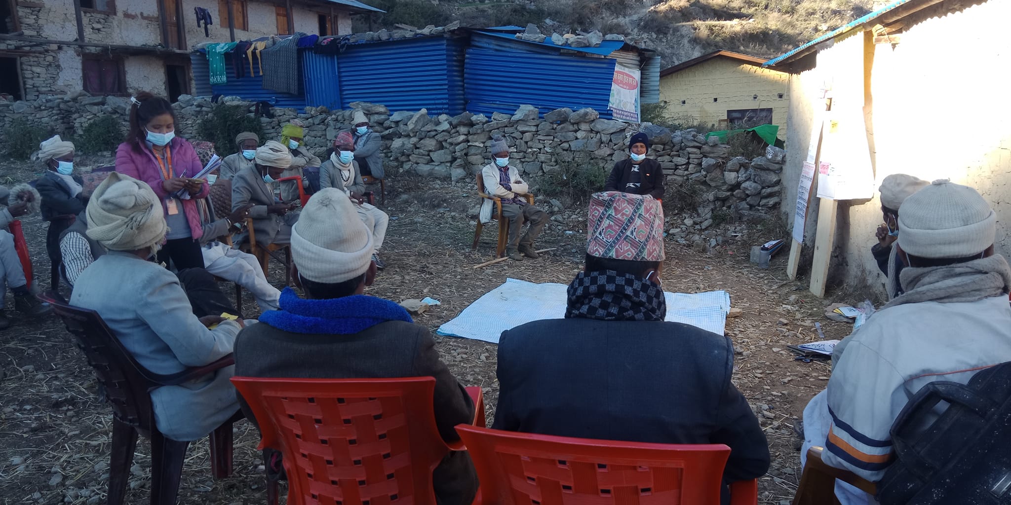 हुम्लामा धामी-झाँक्रीलाई स्वास्थ्य सम्बन्धी तालिम