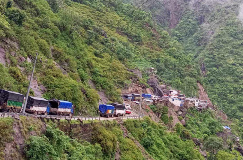 कर्णाली राजमार्गअन्तर्गत रामाघाट–साई सडक १५ दिनका लागि बन्द