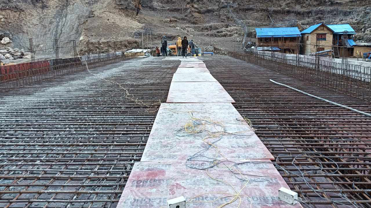 कर्णाली करिडोरका ९ पुल अझै अधुरै