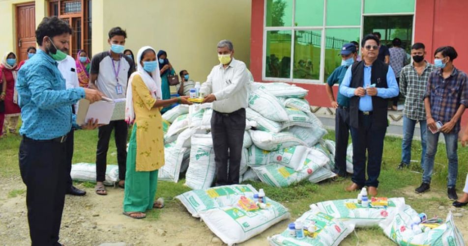 दुई सय किसानलाई तरकारीको बीउ र जैविक मल