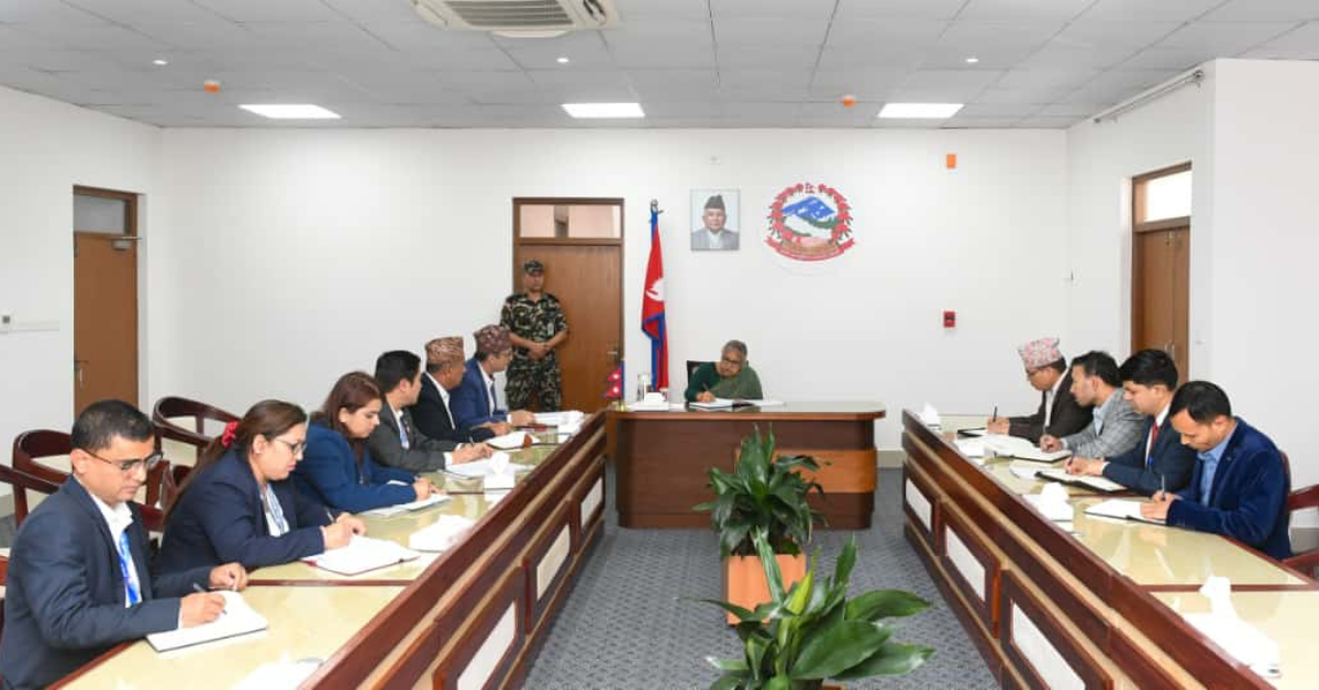 आन्दोलनरत नर्सहरुको समस्या तत्काल समाधान गर्न प्रधानमन्त्रीको निर्देशन