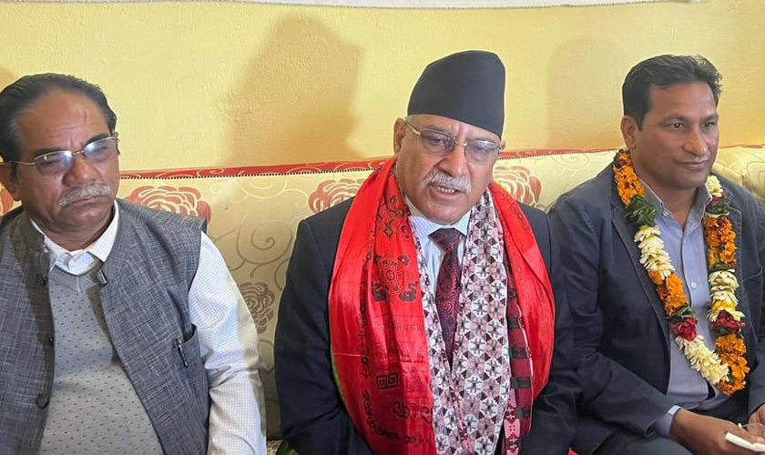 देशलाई कता लैजाने माओवादीको हातमा छ : प्रचण्ड