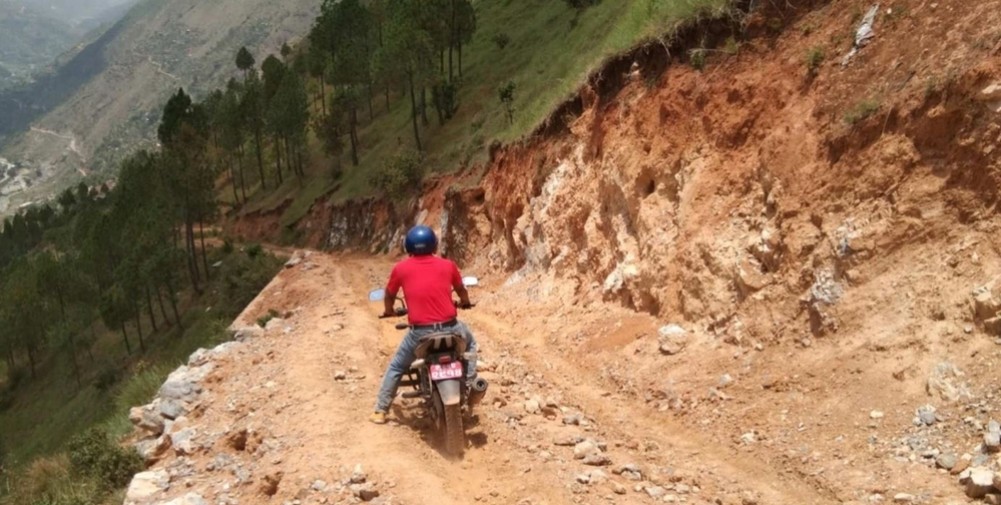 जुम्लाको तातोपानी –७ र ८ सडक सञ्जालमा जोडिए