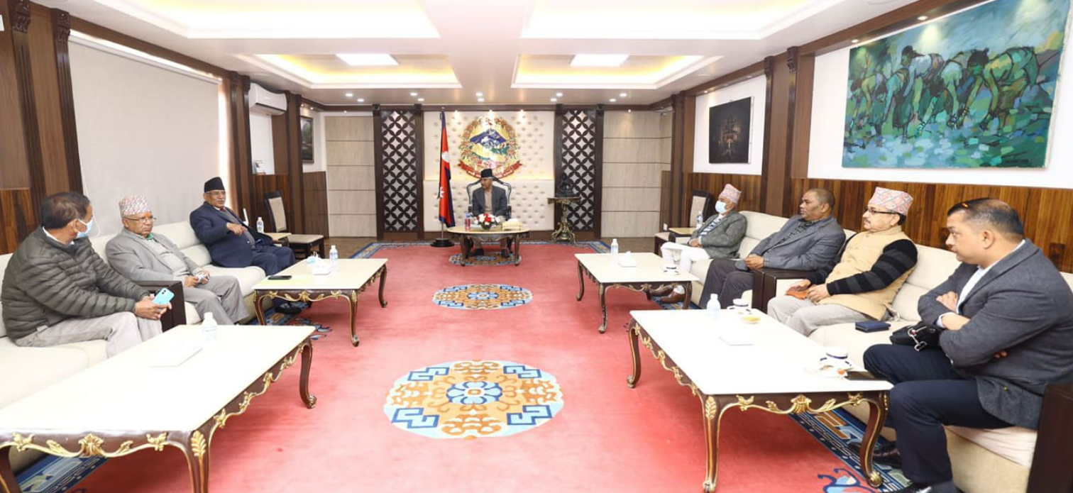 पेट्रोलियम पदार्थको मूल्य घटाउने गठबन्धनको निर्णय 