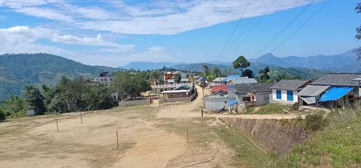 सल्यान दमाचौर बजारका दर्जन बढी पसलमा चोरी