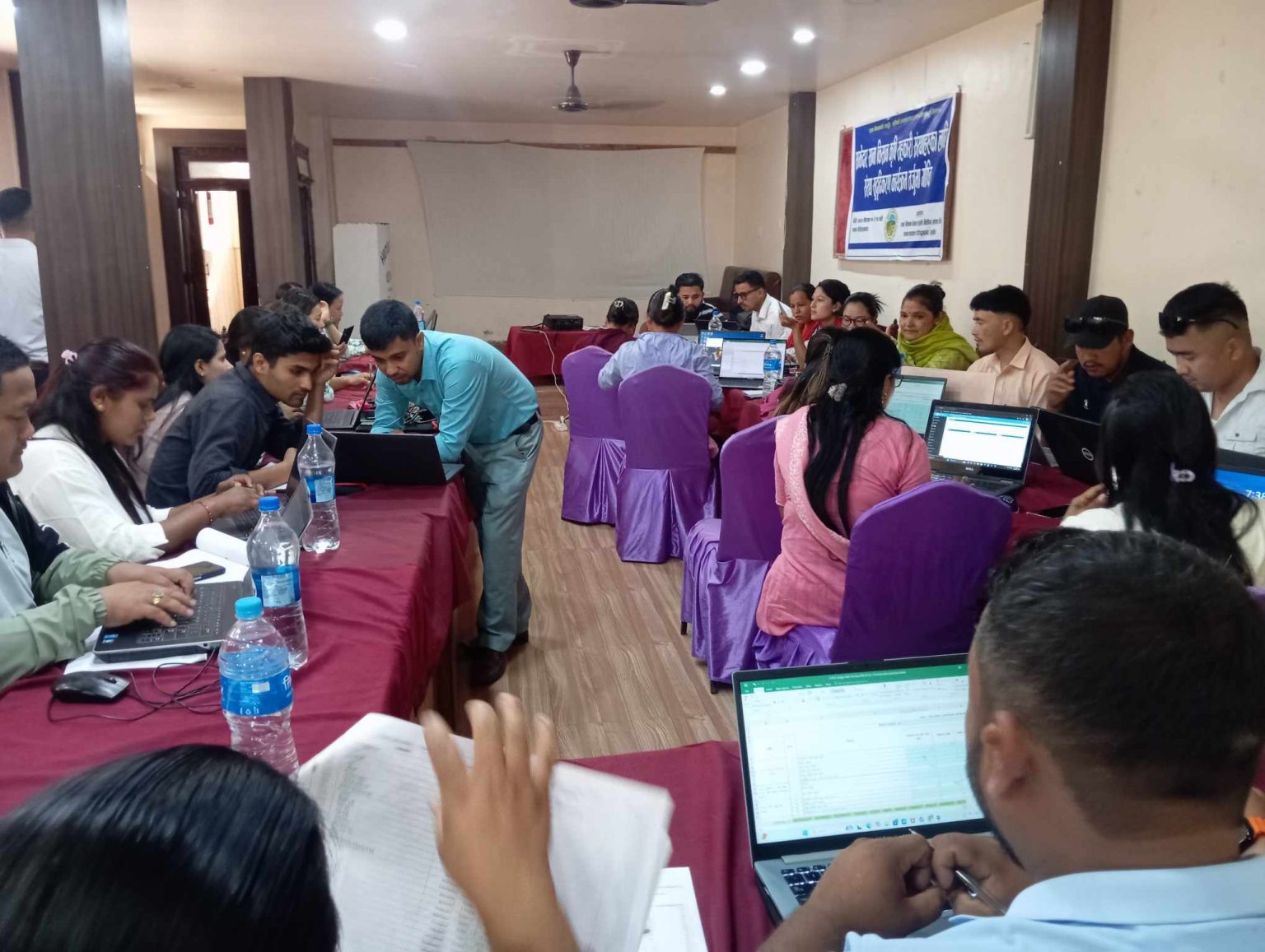 सुर्खेतमा साना किसान सहकारी समिक्षा कार्यक्रम सम्पन्न