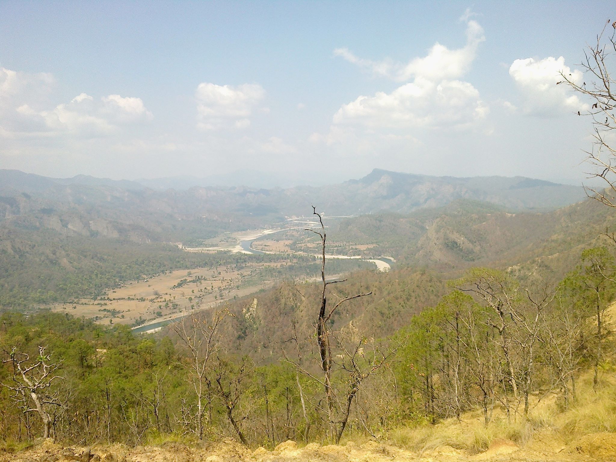 तरंगामा विद्युत लाइन पुगे अन्धकारमै स्थानीय