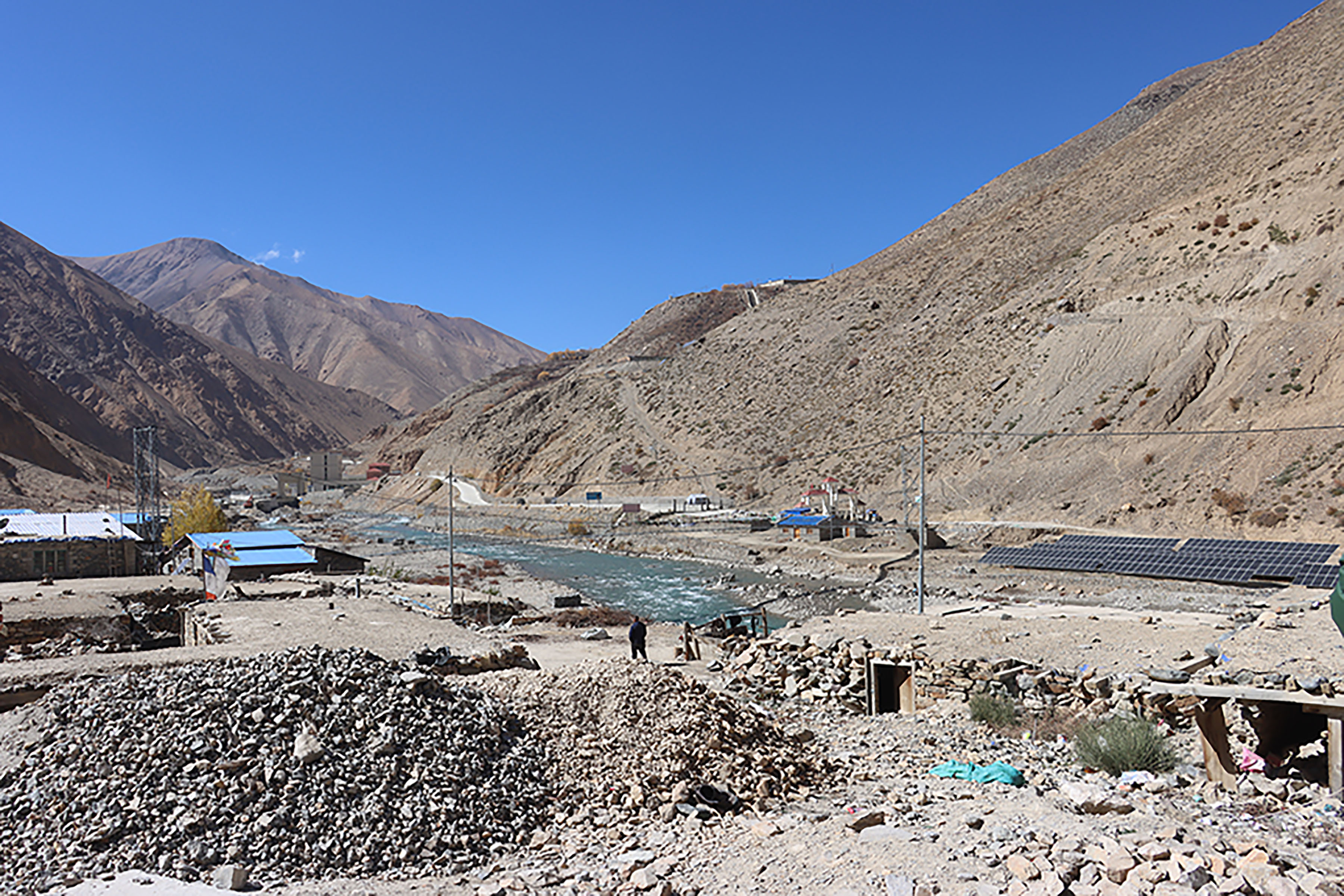 यारी नाका भन्सार कार्यालय चार महिनापछि सञ्चालनमा