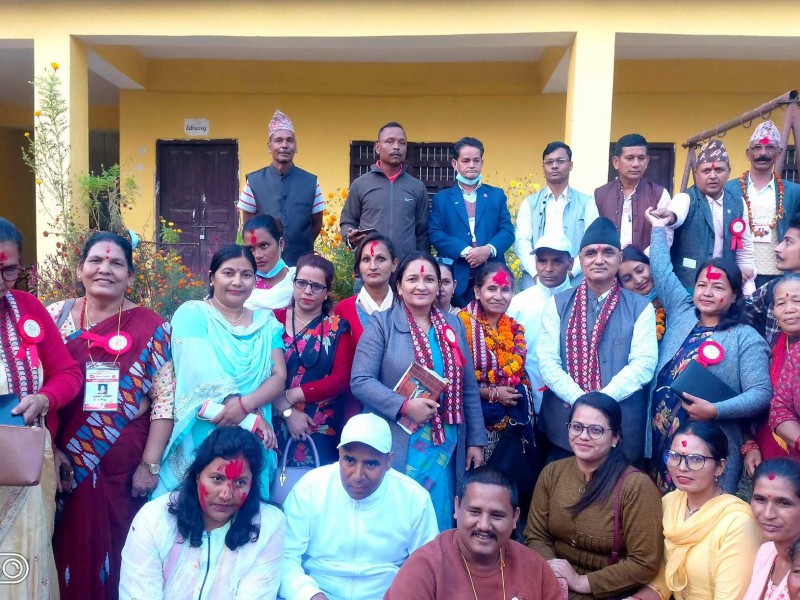 एमाले वीरेन्द्रनगरको अध्यक्षमा खनाल 