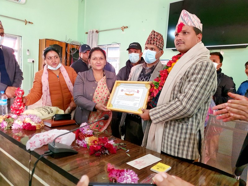 वीरेन्द्रनगरका प्रमुख प्रशासकीय अधिकृतको सरुवा 