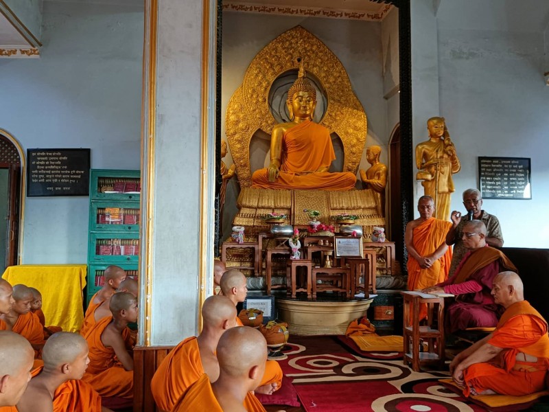 २० किशोरलाई श्रामणेर प्रब्रज्या प्रदान
