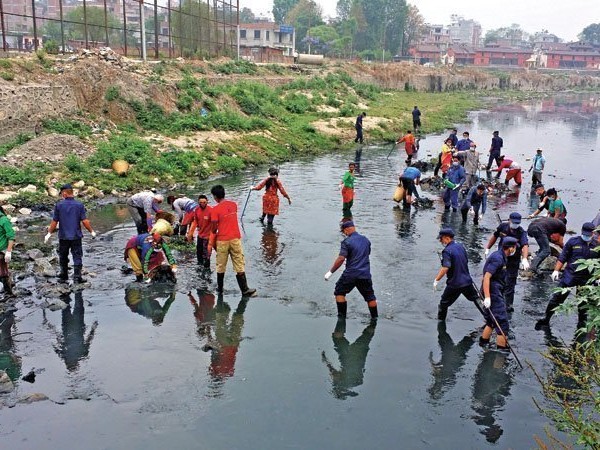वाग्मती किनारमा ४२८ औँ हप्ताको सफाइ 