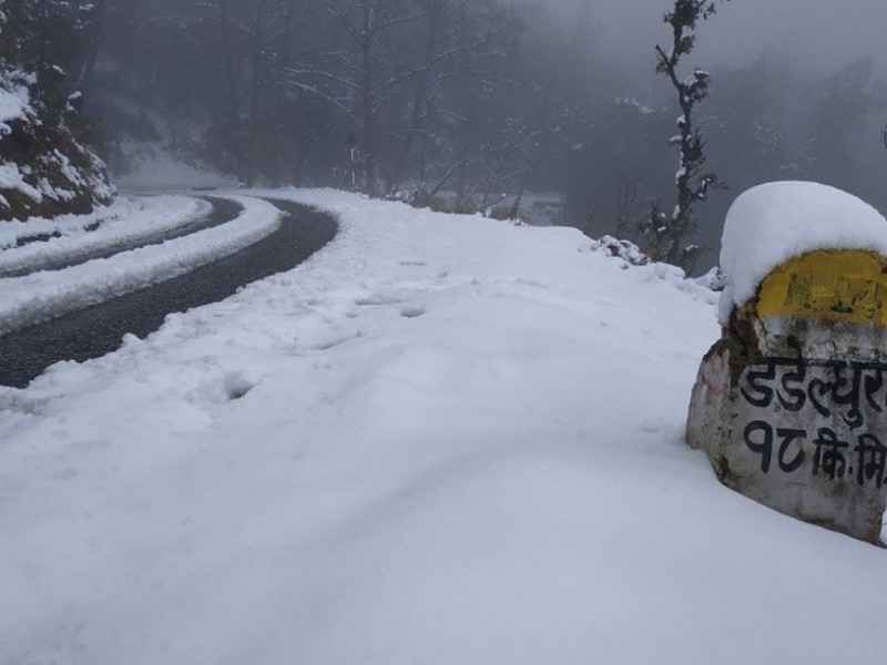 हिमपातले अवरुद्ध जयपृथ्वी राजमार्ग चार दिनपछि खुल्यो