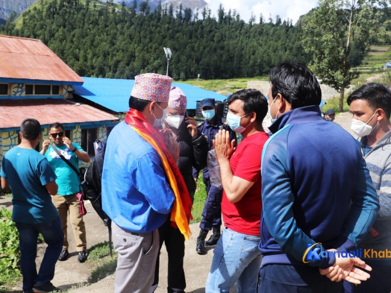 सीमा अध्ययन गर्न सरकारी टोली हुम्लामा