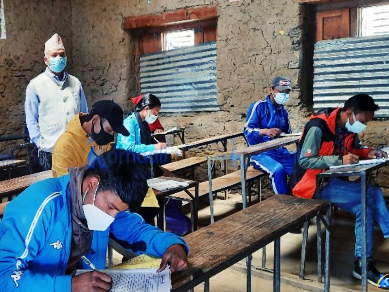 हुम्लामा बोर्डको परीक्षा आधा घण्टापछि सुरु 