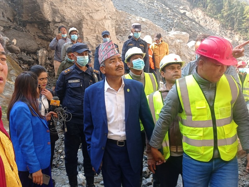 चैतभित्रै काठमाडौँ पानी पुर्‍याउने गरी काम गर्न मन्त्री चौधरीको निर्देशन